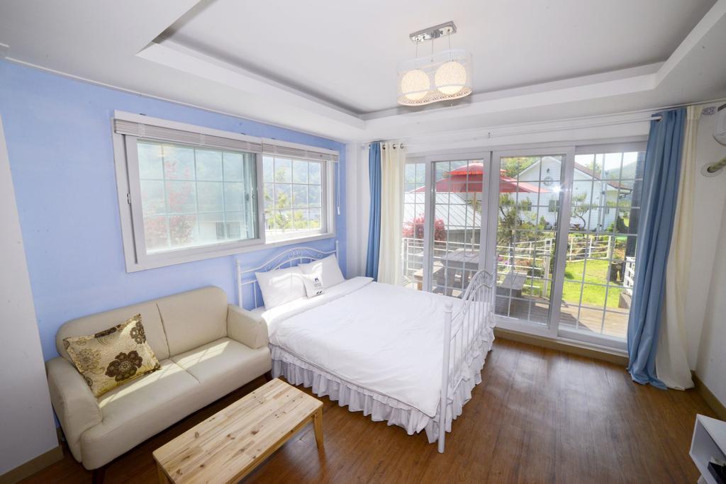 Walking Sky Pension Gapyeong Quarto foto